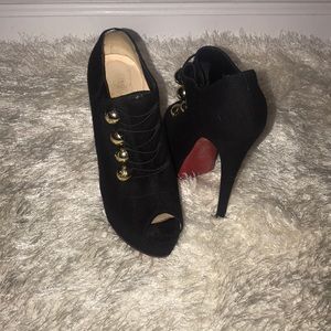 Authentic Christian Louboutin heels!
